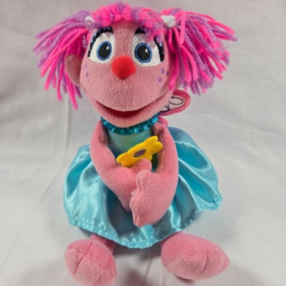 Sesame Street‎ Abby Cadabby Plush Doll With Wings & Flower In Hand